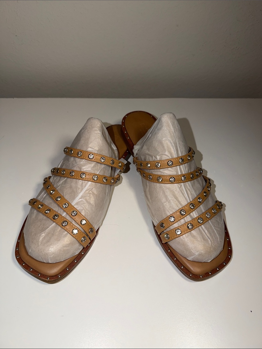 Cushionaire Studded Tan Strappy Slide Sandals - Memory Foam Women Size 10